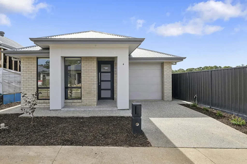 Brand new home in fast growing development - Open Inspection -Monday 11/05/2026 from 5:00pm to 5:15pm Wednesday 13/05/2026 from 5:00pm to 5:15pm