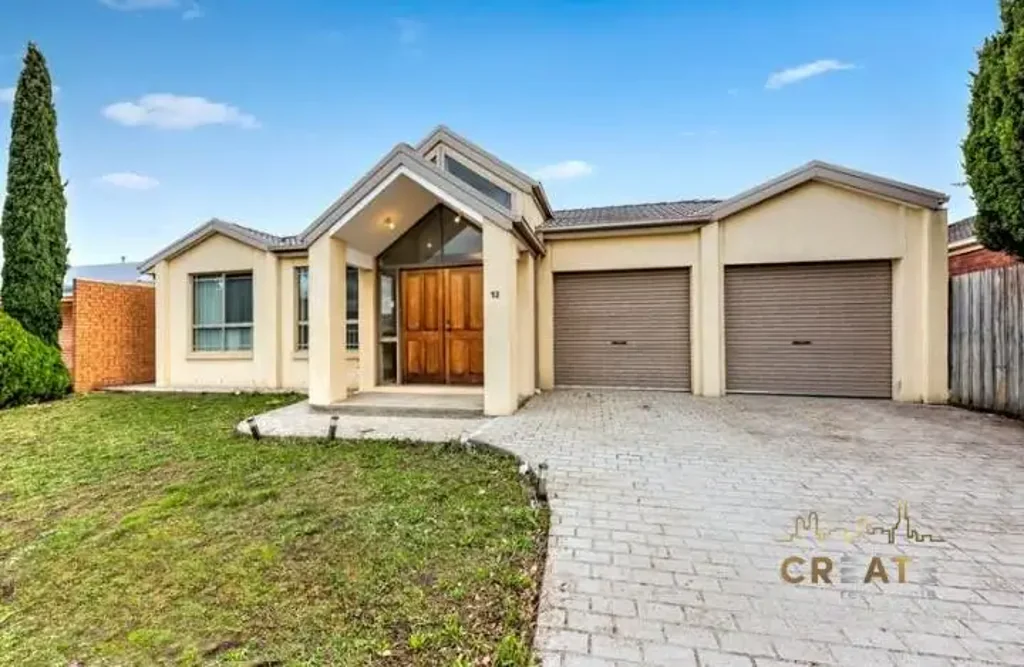 SPACIOUS 4-BEDROOM FAMILY HOME IN PRIME SYDENHAM LOCATION!