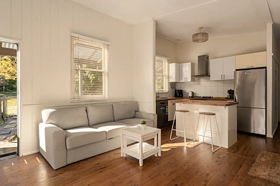 92 Clear View Parade, Hazelbrook, NSW 2779, 3 slaapkamers, 1 badkamers, House