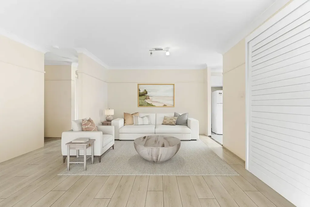 Merrylands 2Zimmer Renovated apartment with low strata levies in the heart of Merrylands