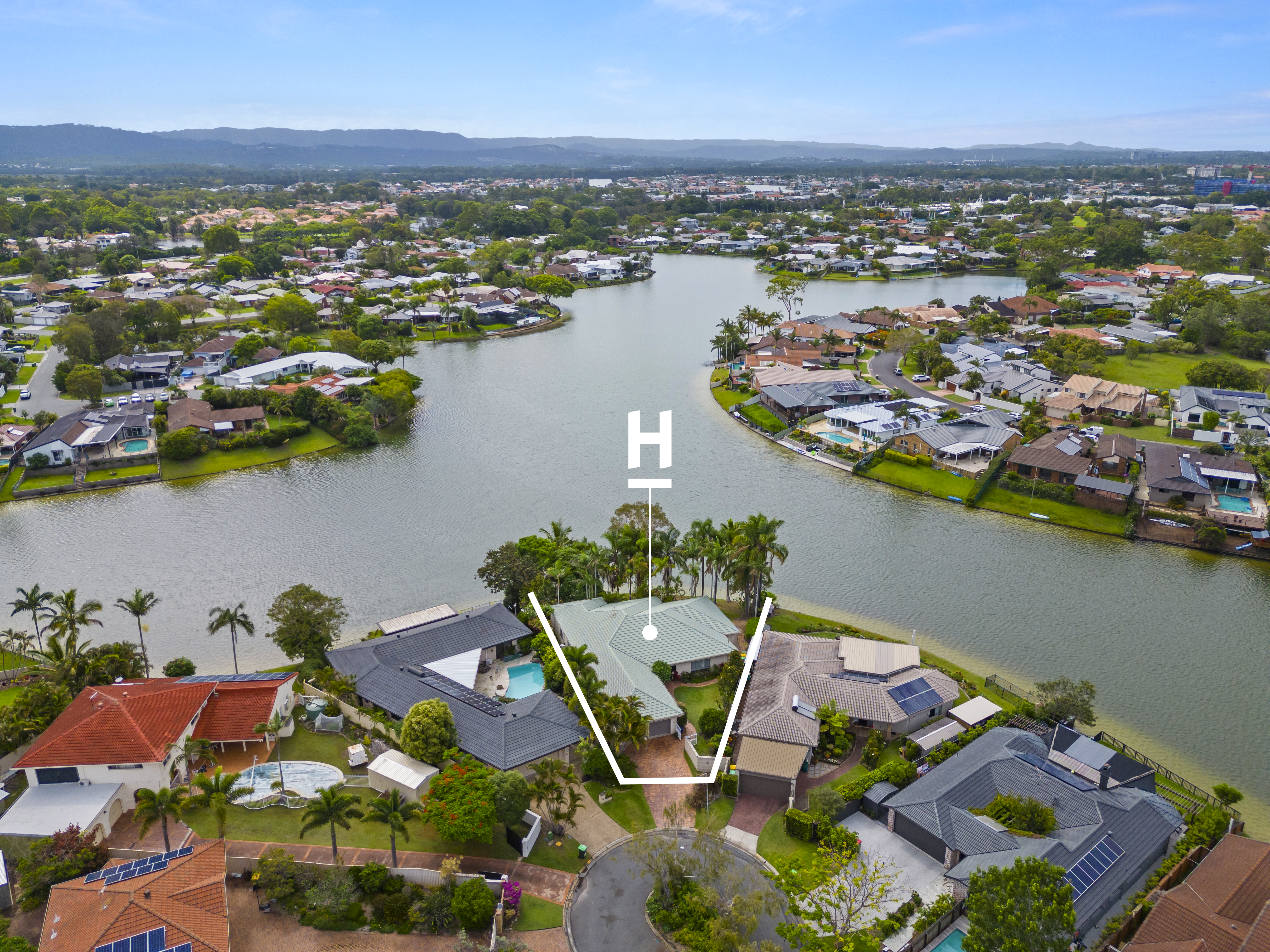 16 DELORAINE CT, MERMAID WATERS QLD 4218, 0 phòng ngủ, 0 phòng tắm, House