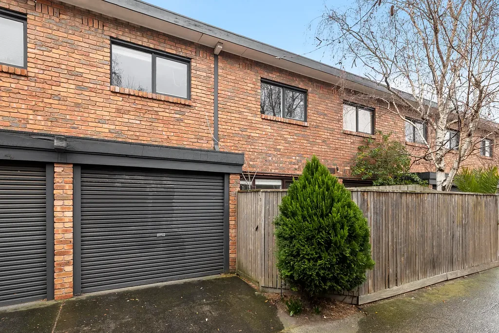 Spacious St Kilda Townhouse!