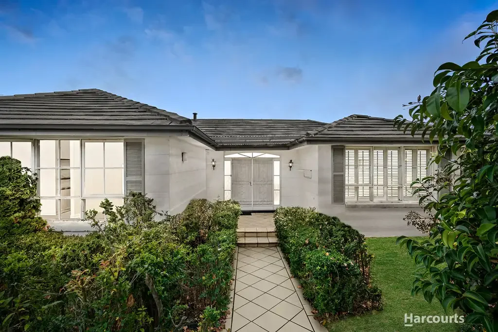 Positioned In A Sought-After Doncaster Pocket!