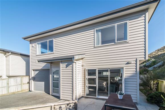 215a Mclintock Saint North, Johnsonville