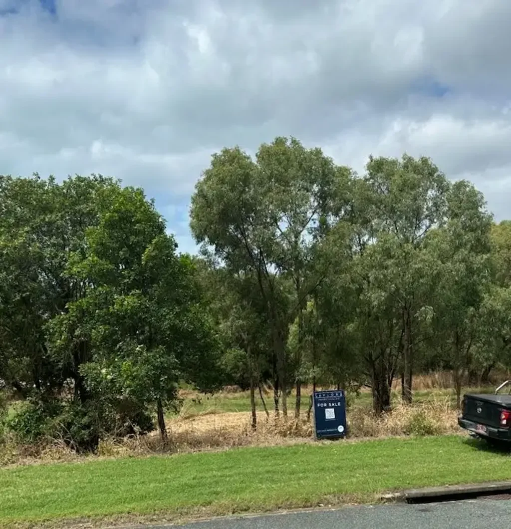 9 Rattray Avenue, Hideaway Bay, QLD 4800