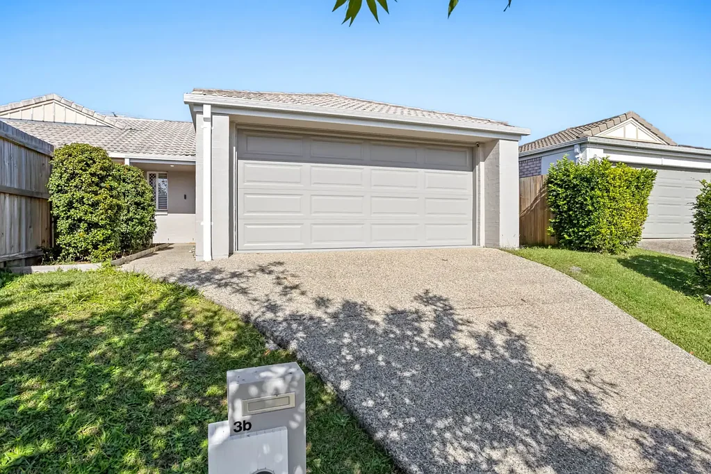 Stylishly Renovated Family Home with Exceptional Outdoor Entertaining
Contact Julie Sykes 0438 050 110