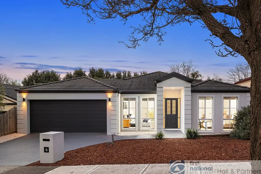 16 Turella Close, Berwick, VIC 3806