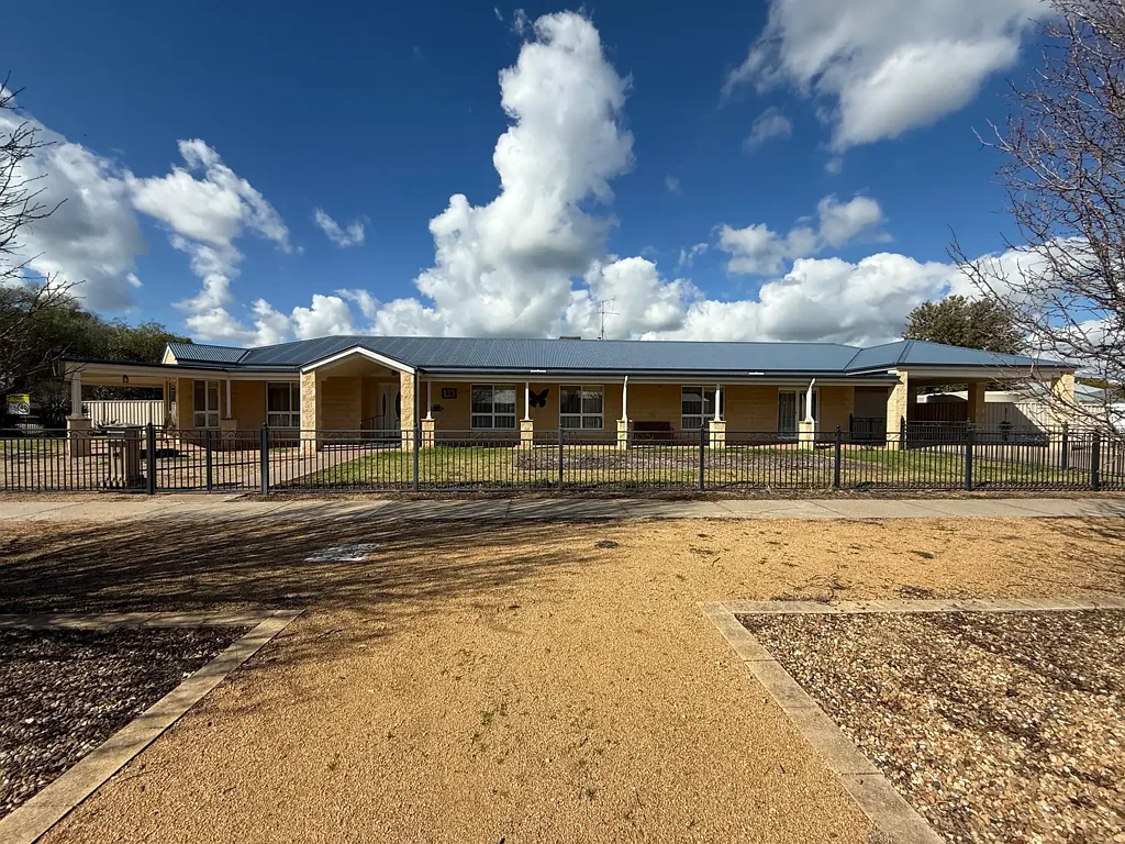 Modern, Spacious, Furnished Home in the Heart of Lockhart