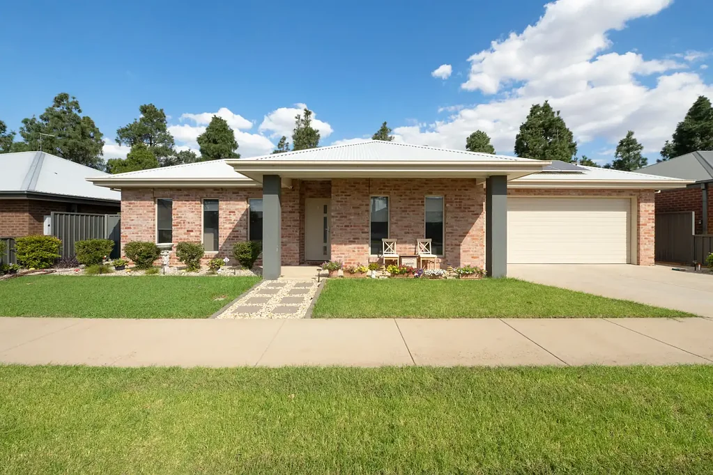 19 Acacia Street, Swan Hill, VIC 3585
