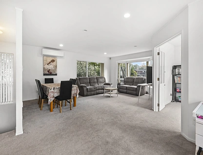 35 Rifleman Rise, Unsworth Heights, North Shore City, 3 રૂમ, 2 બાથરૂમ, House