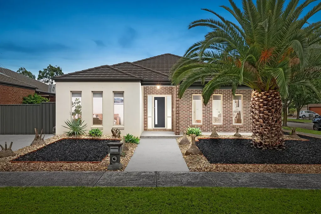 21 Grampians Drive, South Morang, VIC 3752