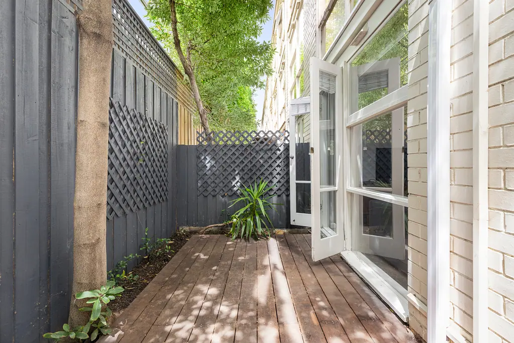 2/14 Crimea Street, St Kilda, VIC 3182