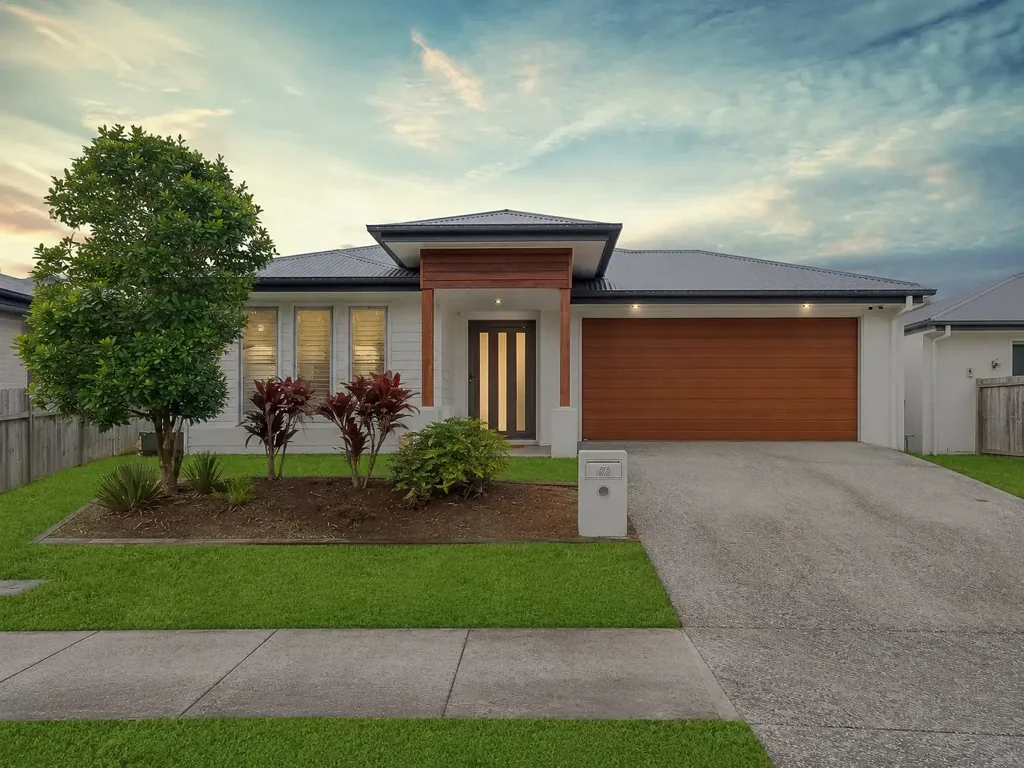 Coomera 4房  Stunning Foreshore Estate Home with Room for a Pool