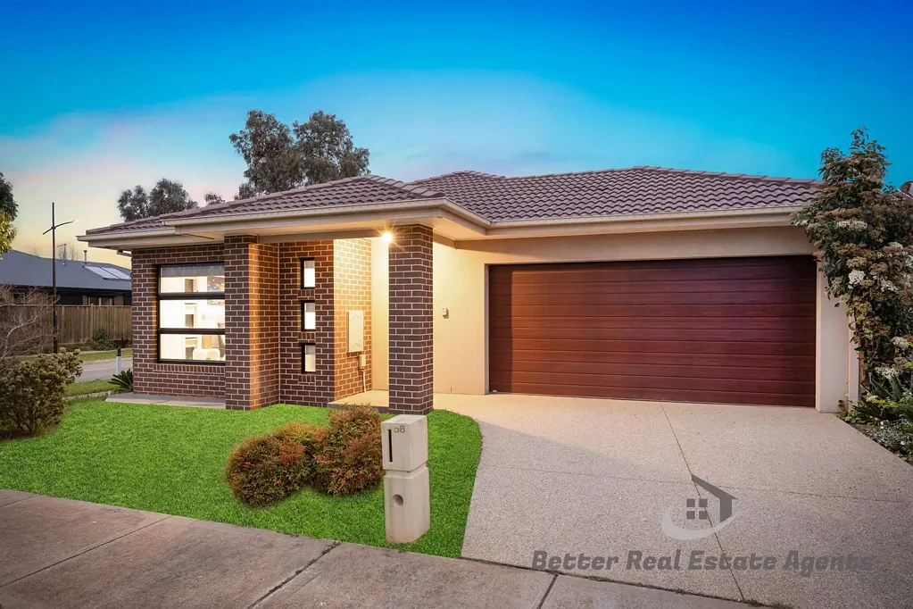 Aintree 4Kwarto Contemporary Family Living in a Prime Woodlea Estate Location! (North Facing )