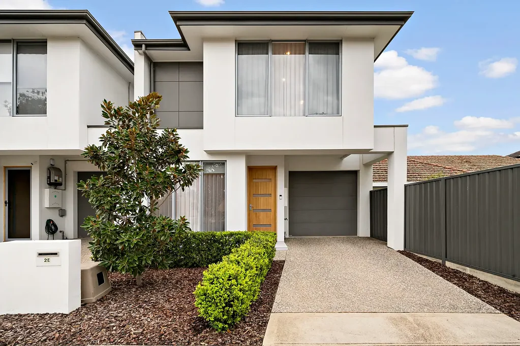 Campbelltown 3房  Stunning Custom Design For Modern Low Maintenance Living