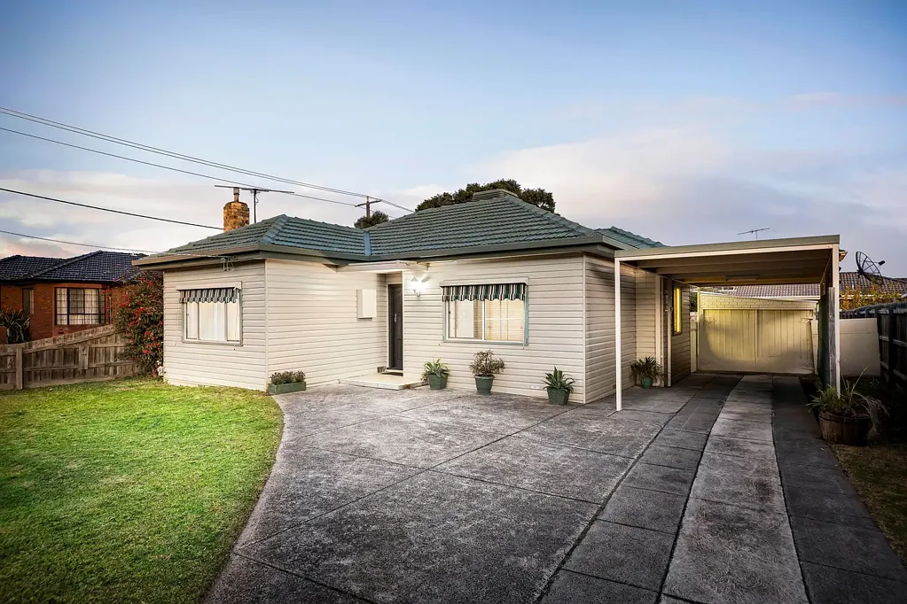 A Beautifully Presented Home!