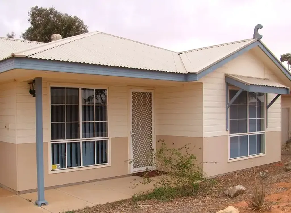 Large two bedroom home in quiet culdesac