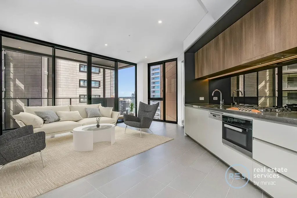 Stylish 1-Bedroom Apartment in Mirvac's Prestigious St Leonards Square