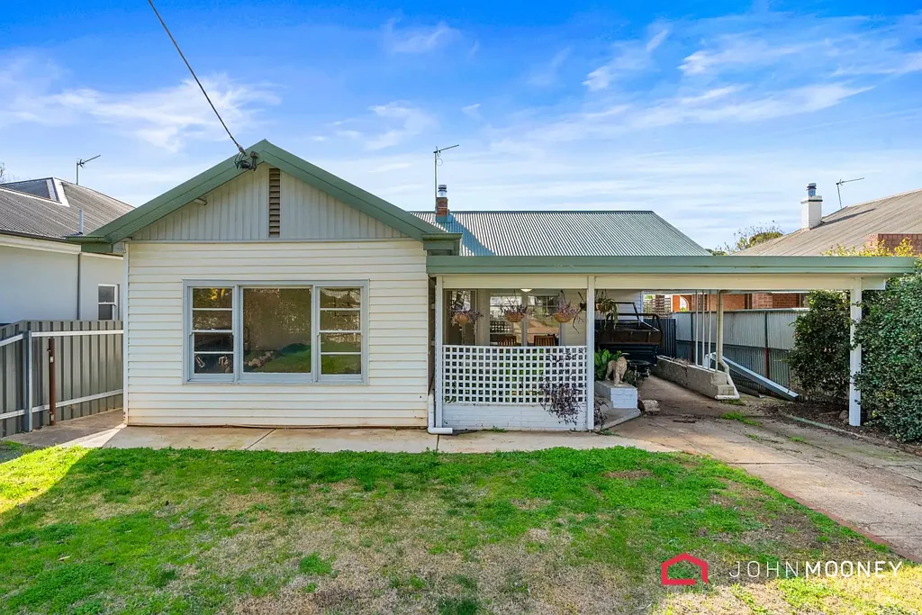 61 Urana Street, Turvey Park, NSW 2650