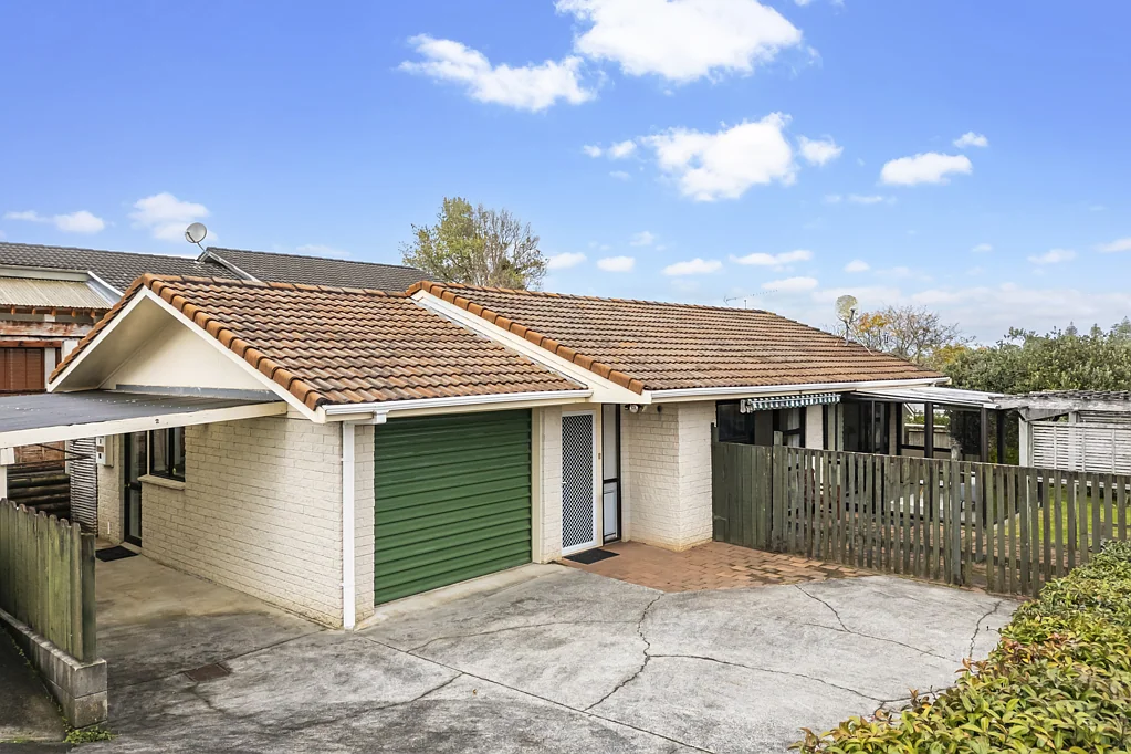 2/15 Clarke Road, Onehunga, Auckland City, Auckland