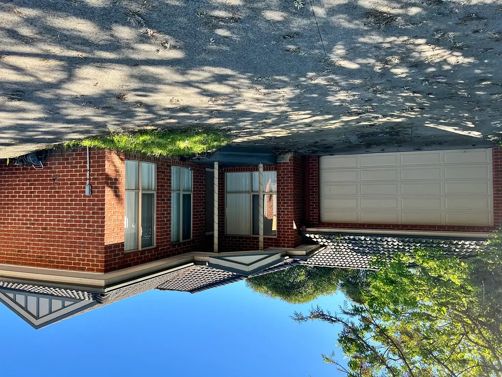 3 Bedroom Unit in Prime Location