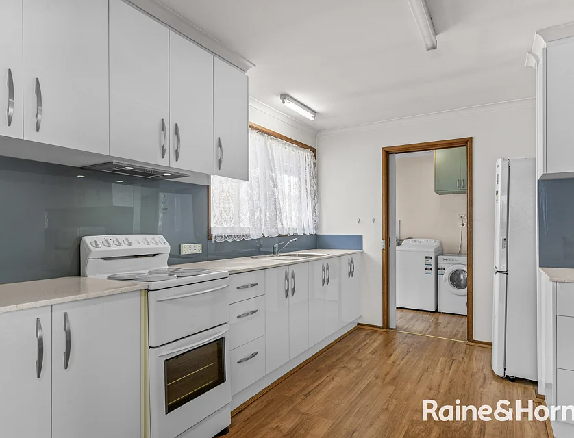27 Second Avenue, Midway Point, TAS 7171, 3房, 1浴, House