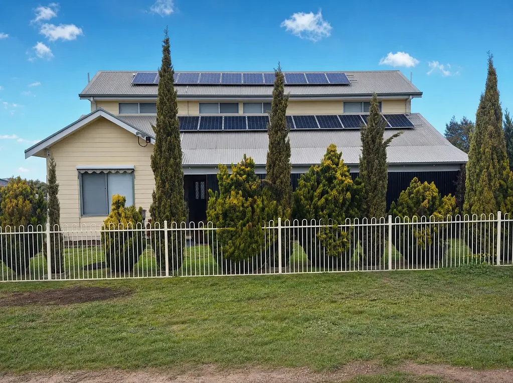 Ararat 4房  Big Block, Big Shed, Big Family Living