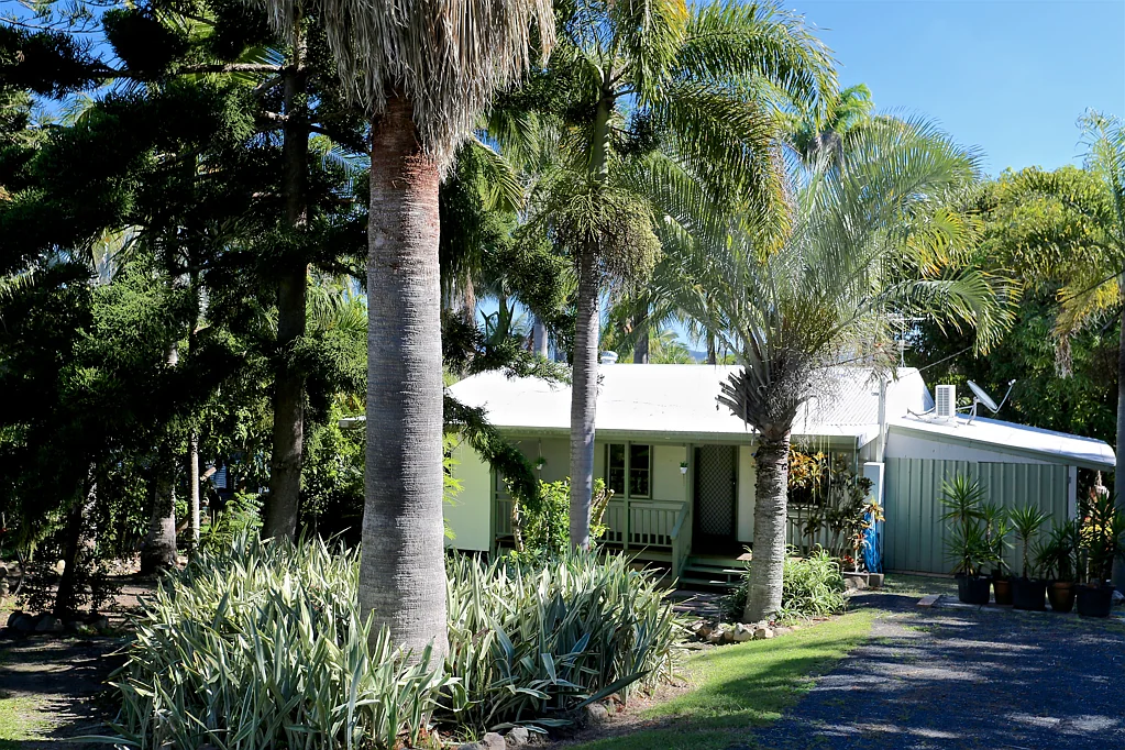 50-52 Hewitt Street, Emu Park, QLD 4710