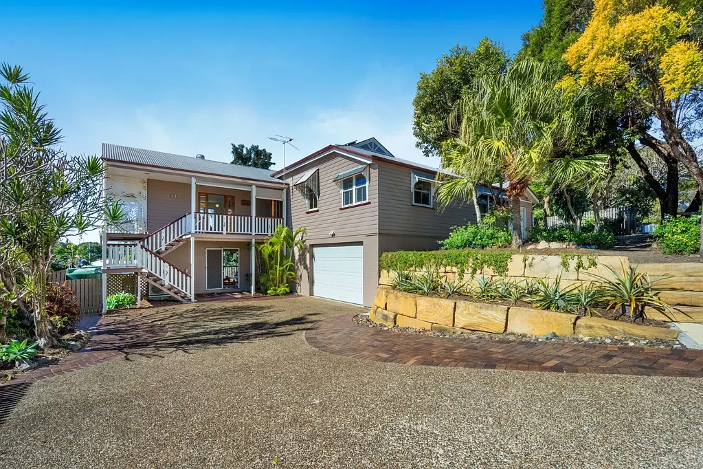 31 Lewin Street, Bardon, QLD 4065
