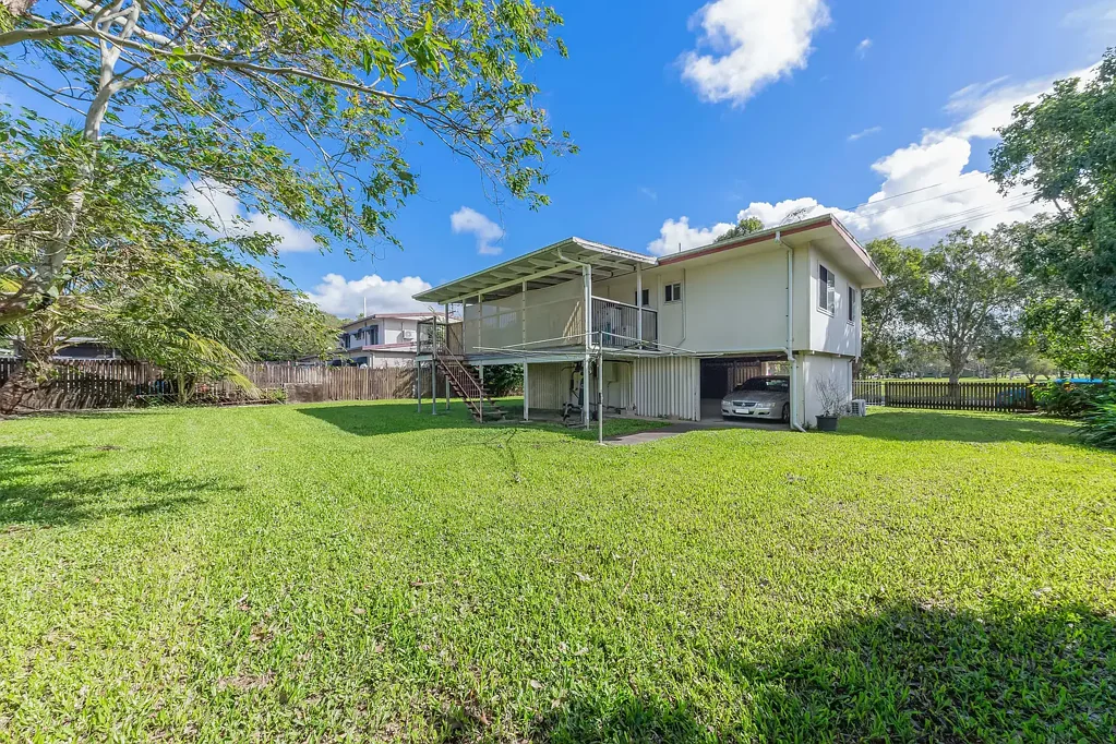 25 Jupp Street, Proserpine, QLD 4800