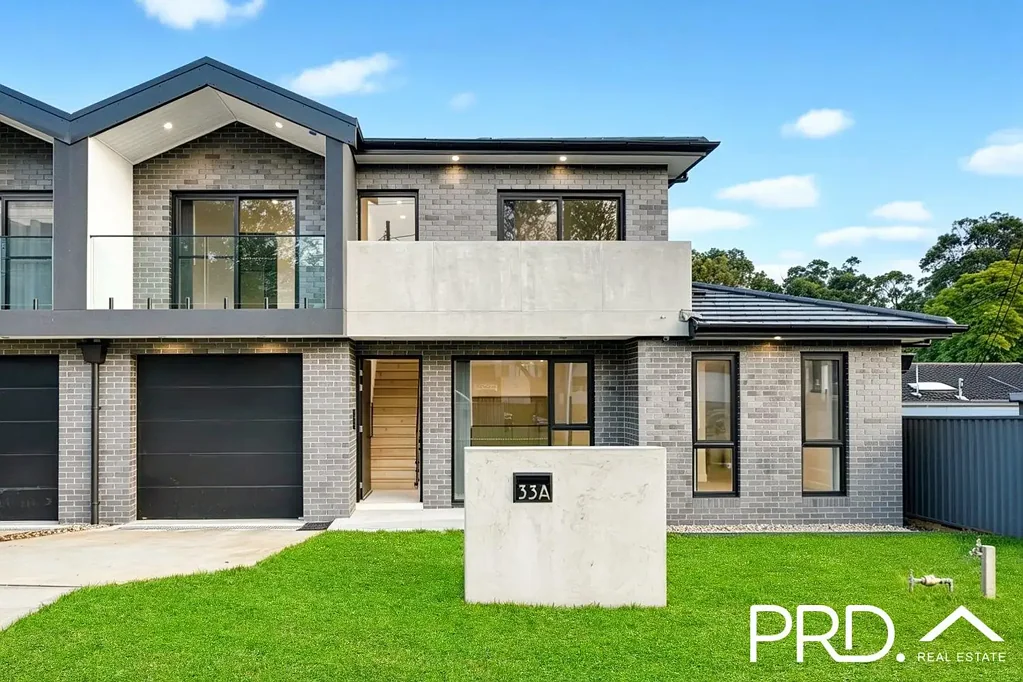 BRAND NEW LUXURY FIVE-BEDROOM SPLIT-LEVEL DUPLEX