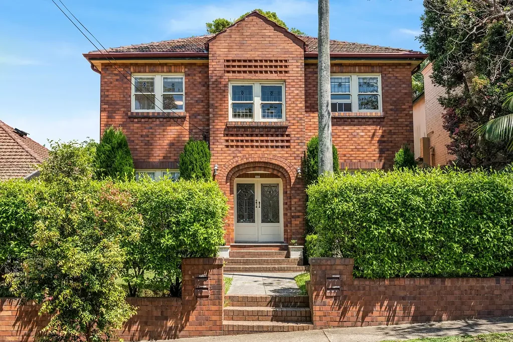 Charming Art Deco Apartment in the Heart of Mosman Village