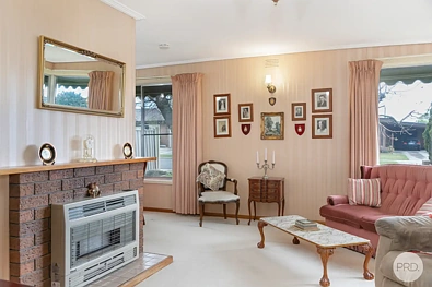 2 GODWIN ST, WENDOUREE VIC 3355, 0 कमरे, 0 बाथरूम, House