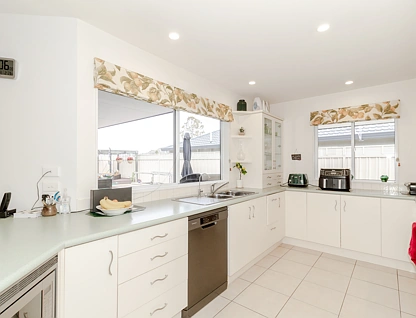 30 Pinotage Drive, Greenmeadows, Napier City, 3 ਕਮਰੇ, 2 ਬਾਥਰੂਮ, House