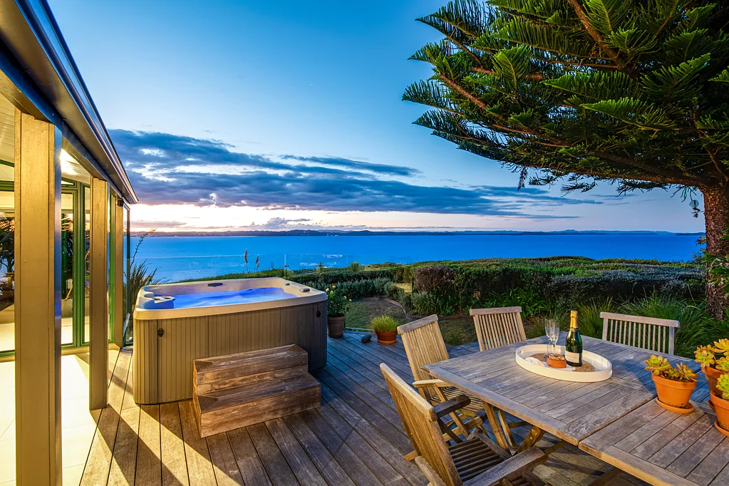 Whangaparaoa 5ਬੈੱਡਰੂਮ Spectacular sea views