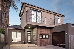 2/16 Golf View Road, Heatherton