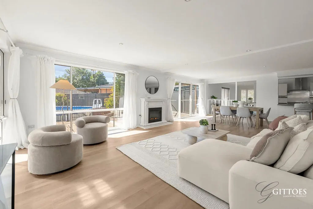 Kariong 5房  Where Family Living Meets Nature, Space & Spectacular Sunsets