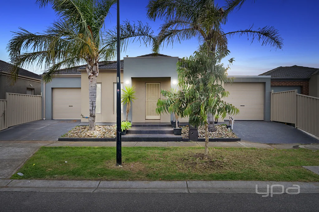2/12 Vanderbilt Avenue, Truganina, VIC 3029