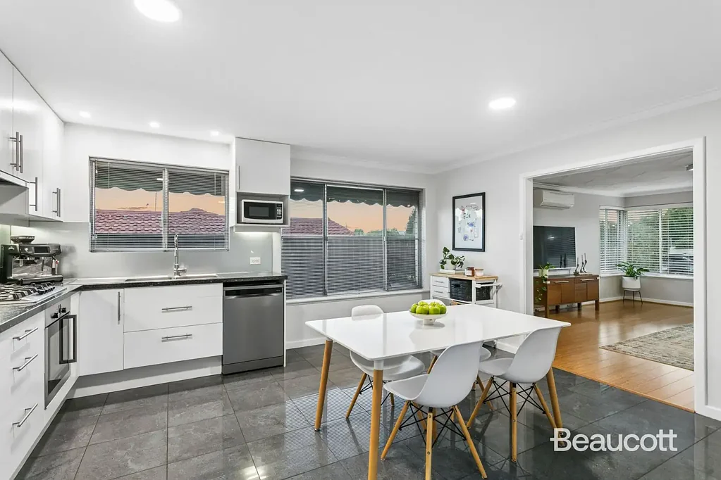 Dianella 3房  Peaceful Living in a Premium Dianella Pocket