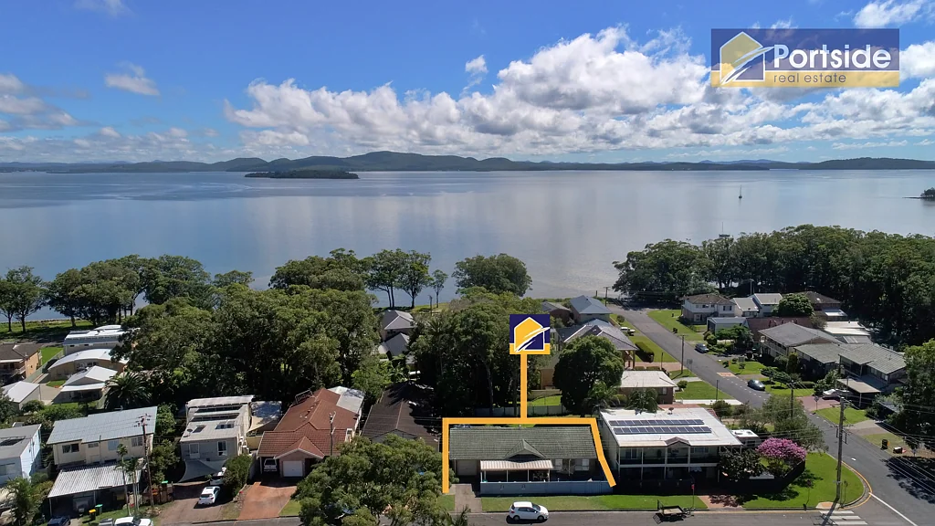 Tanilba Bay 4 Bedroom Retiring to the Coast?