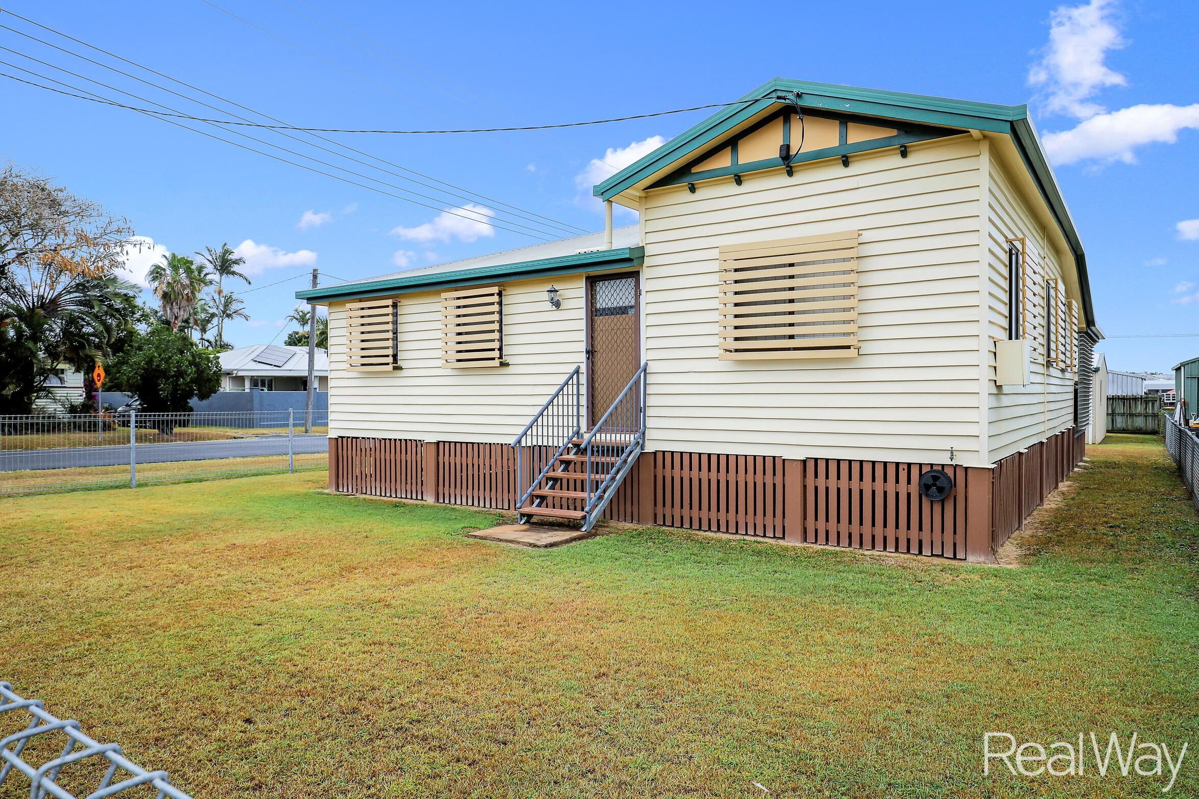 41 NOTT ST, NORVILLE QLD 4670, 0 rūma, 0 rūma horoi, House