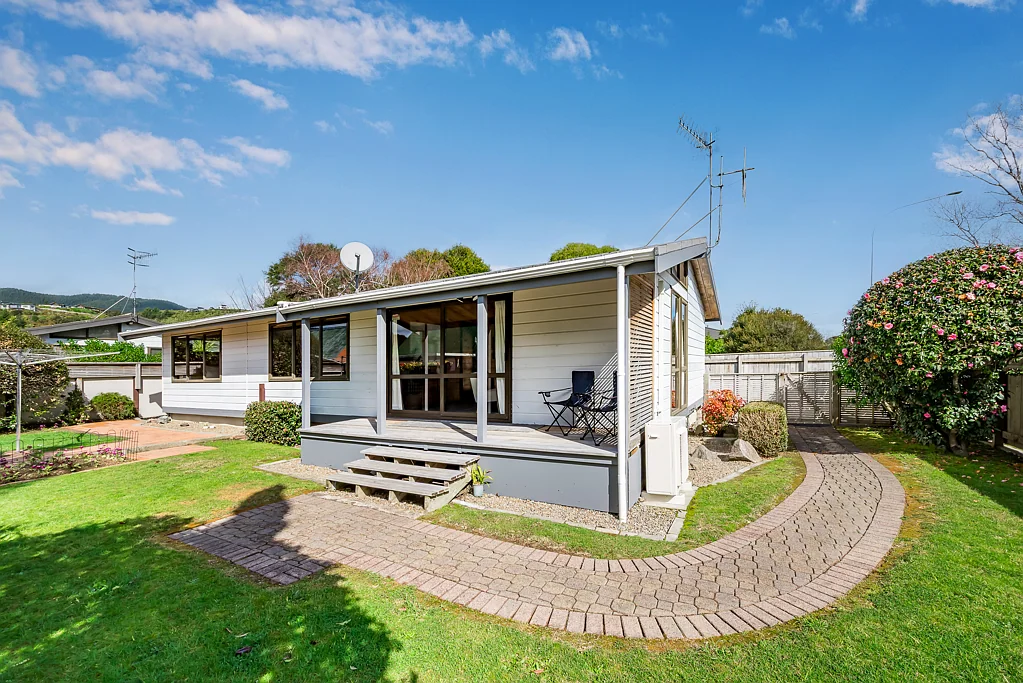 Raumati Beach 3ਬੈੱਡਰੂਮ Prime Location and Seriously for Sale!
