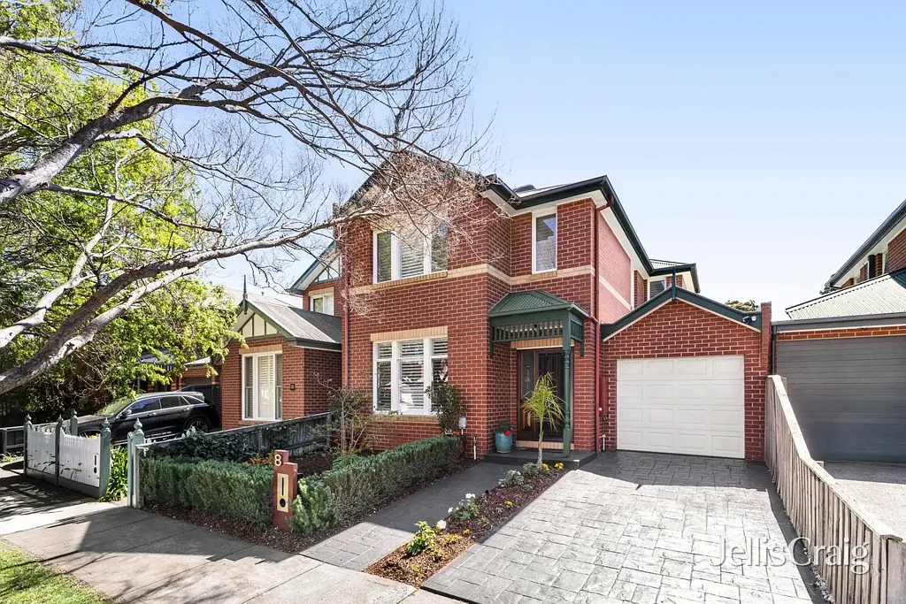 8 Bates Drive, Williamstown, VIC 3016