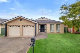 10 NINDI CRES, Glenmore Park