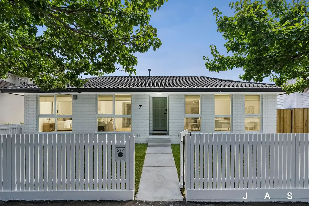 2/7 Gordon Parade, Yarraville, VIC 3013