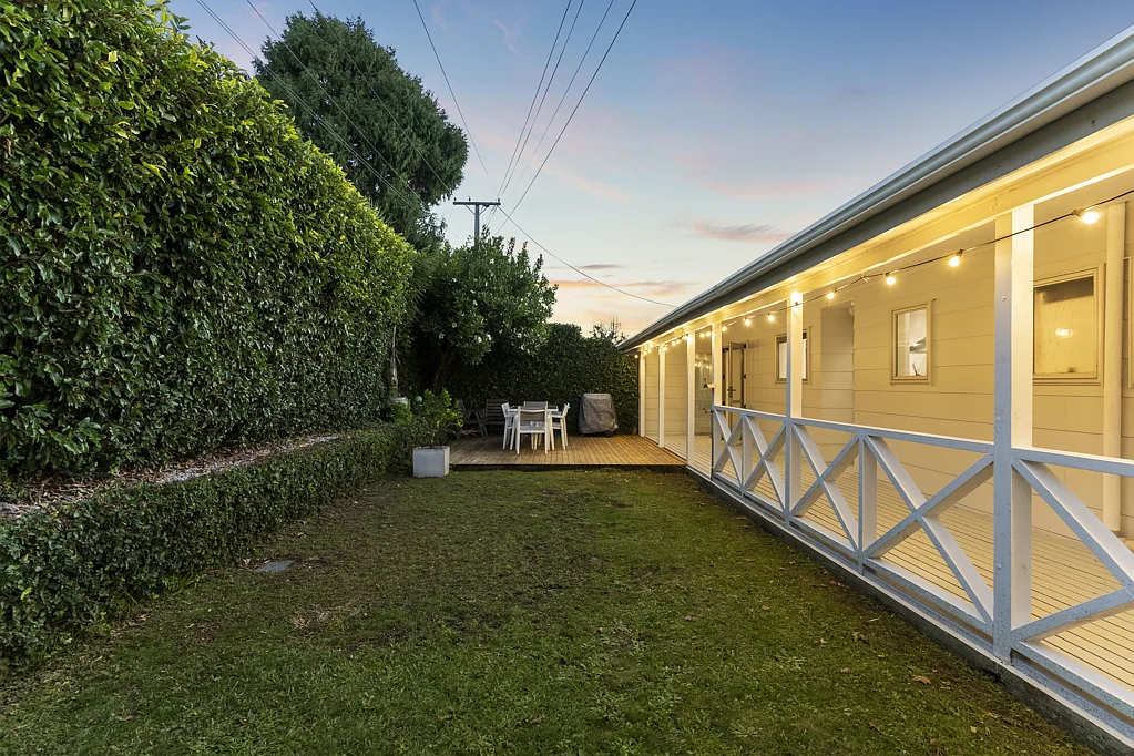 77 Tramway Road, Beach Haven, North Shore City, Auckland