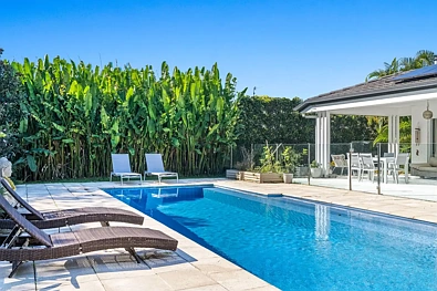 Mullumbimby 5房  Exclusive Family Domain with Resort-Style Privacy