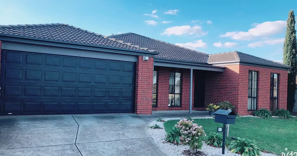 Four Bedroom House in Point Cook!