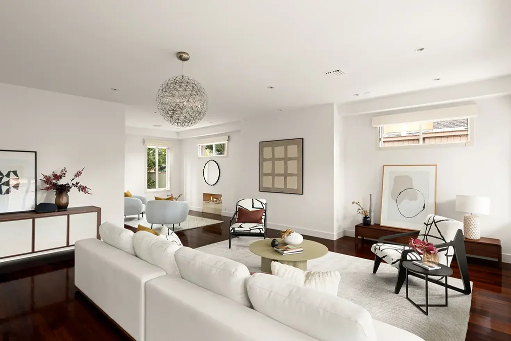 Brighton 4chambre Grand Proportions in a Coveted Brighton Setting