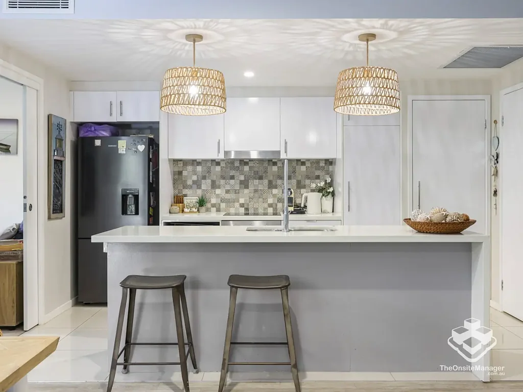 Varsity Lakes 2 Slaapkamer Private Courtyard Oasis | Ground Floor Living at Its Finest